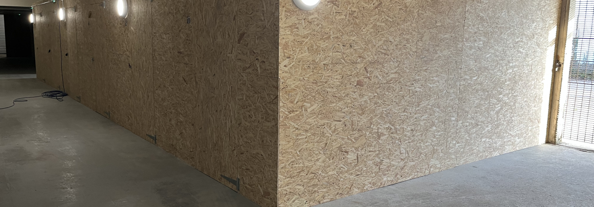 Large self storage units Redruth